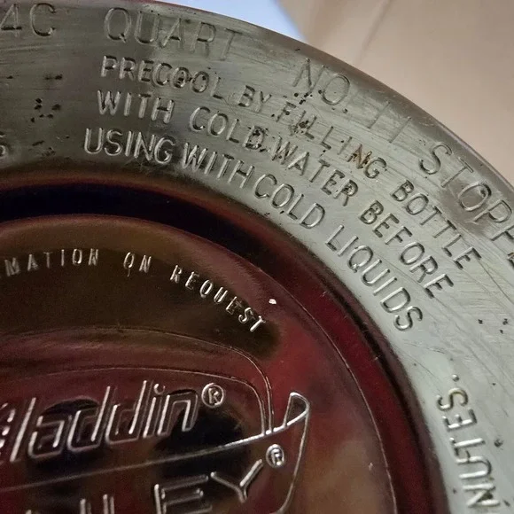 Vintage‎ Aladdin Stanley Thermos A-944C 1 Qt Vacuum Bottle #100 Cup #11 Stopper - Picture 14 of 16